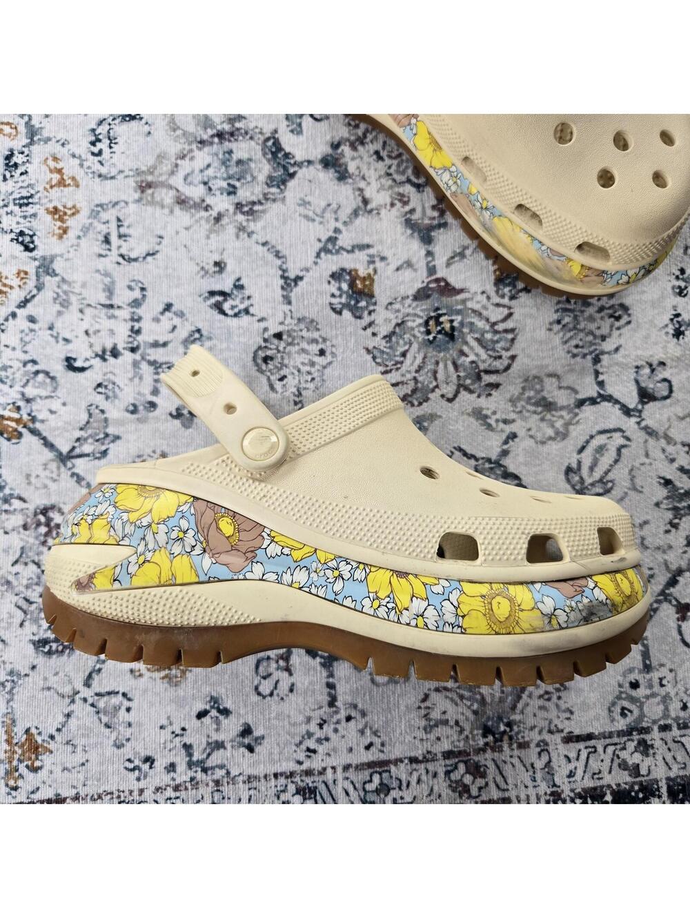 Crocs Mega Crush Clog Vanilla/Multi Retro Floral Colorway Women US 9 - Picture 2 of 15